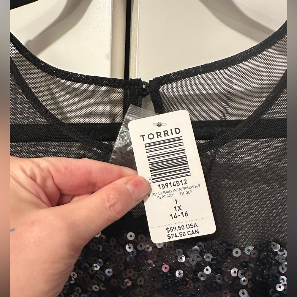 Torrid Black Sequin Mesh Top NWT Size 1 - Picture 5 of 13